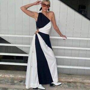 Farm Rio NWT Off Shoulder Bicolor Dress